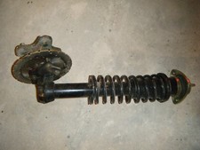 moyeu et fusée avant droit  quad beyond 260 ou quad fuxin 260