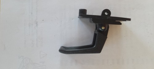Fiat 126 une poignee capot - de,