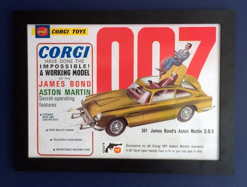 Corgi jouets 261 - jouets, james