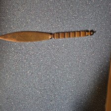 coupe papier poilu la grurie 8