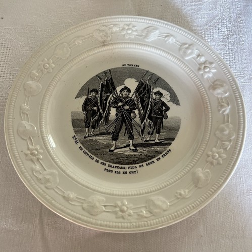 Assiette militaire parlante - ,