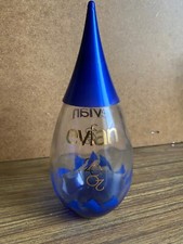 2 Bouteilles  en forme de goute Evian 2002 2001