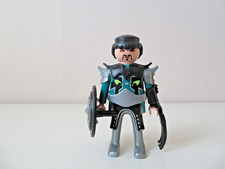 PLAYMOBIL 5493  CHEVALIER SAMOURAÏ  VERT, NOIR ET GRIS - BON ÉTAT