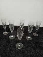 6 flûtes à Champagne cristal