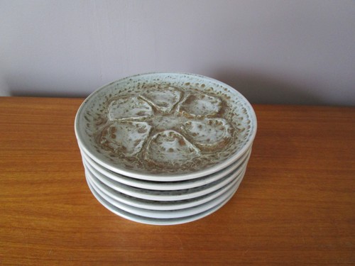 Assiettes huitres faience - a,