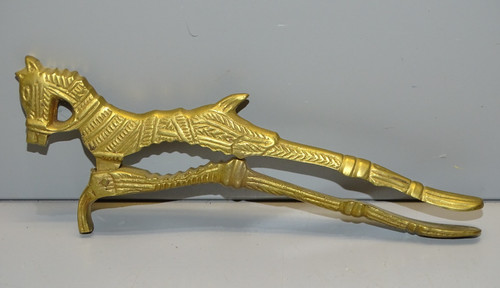 Ancien casse noisette bronze - noisette,