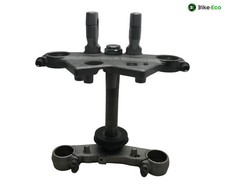 Té de fourche inferieur et