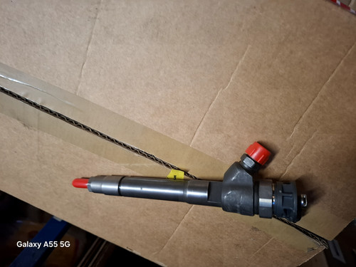 Injecteur neuf 0445110230 bosh - injecteur,