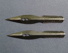 LOT DE 2 PLUMES JOHN MITCHELL'S DESSIN COURONNE PEN NIB PENNA PLUMA FEDER OLD