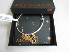 ALEX AND ANI Initiale S