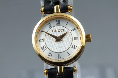 Presque comme neuve montre - comme, neuve]