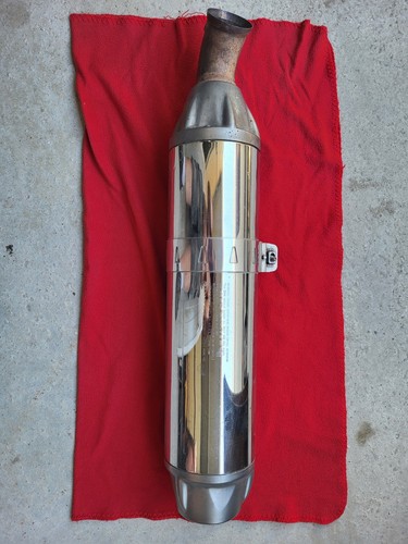Pot échappement pour moto - échappement,