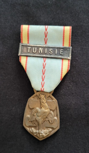 Médaille guerre 1939 1945 - guerre,