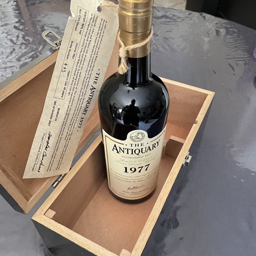Whisky the antiquary 1977 - whisky,