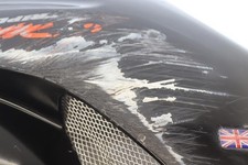 Flanc gauche TRIUMPH 955 DAYTONA T595 1997 à 1998