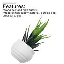 Plante artificielle en pot en