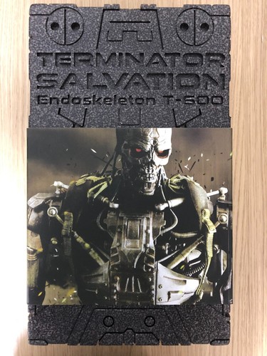 Hot toys mms93 terminator - hot,