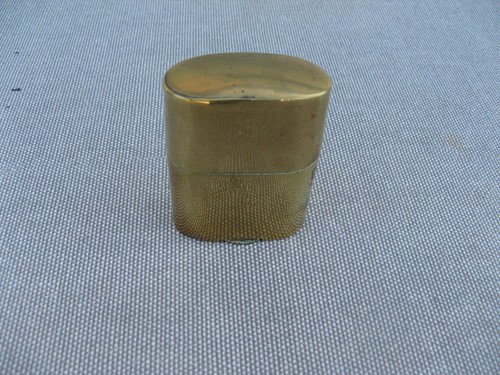 Ancien briquet poilu en - de,