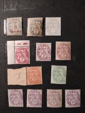 France Type Blanc lot de 12 timbres neufs * -**- (*)