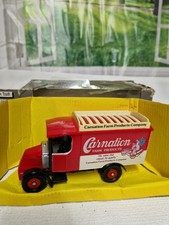 Camion Corgi Classic C906/9 Mack 1:43 Produits de la ferme