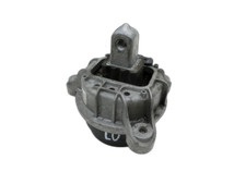 Fixation moteur les roulements