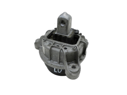Fixation moteur les - , roulements