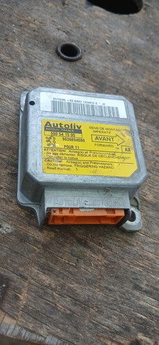 Calculateur air bag boitier - d'air,