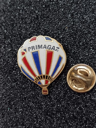 Pin pins enamel - ,
