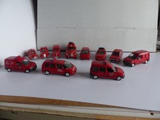 Lot de 11 véhicules miniatures Pompiers