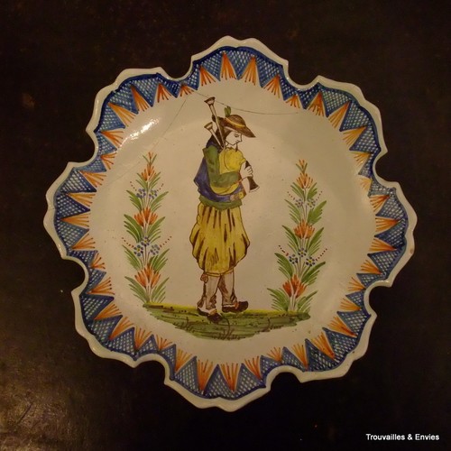 Assiette joueur biniou - hr,