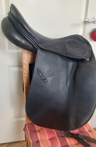 Dressage saddle stübben - saddle,