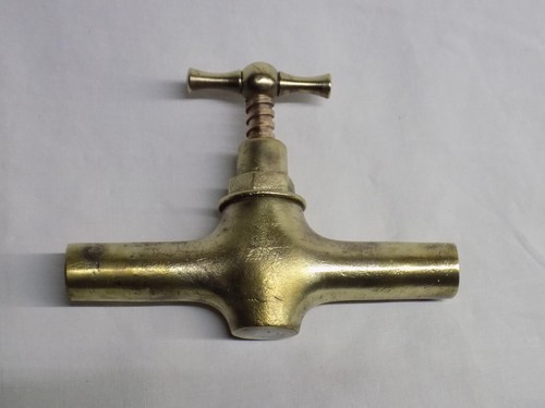 Ancien robinet laiton vanne