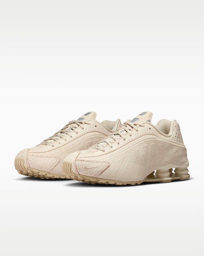 Io4544 100 nike shox - nike, r4
