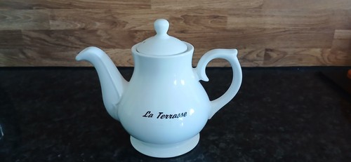 Belle théière terrasse - théière, terrasse"