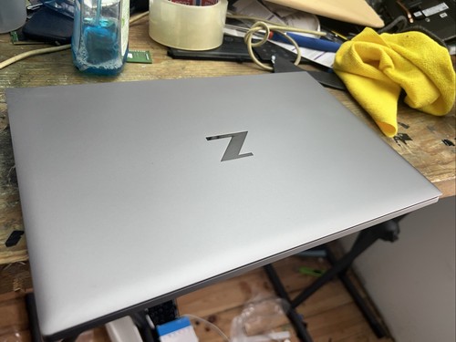 Zbook firefly g8 - zbook,