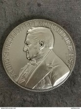 MEDAILLE L.A. THIERS / 68 MM 176 G / PRESIDENTS DE LA REPUBLIQUE FRANCAISE