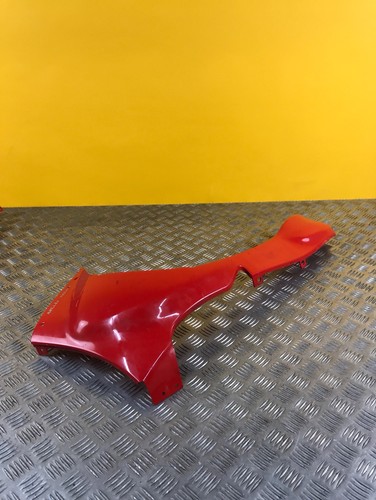 Bas carénage gauche - de,