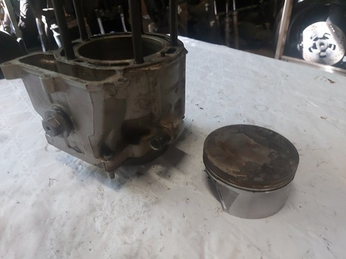 Cylindre piston aprilia 650 - piston,