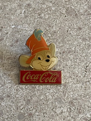 Pin timothy coca - pin’s,