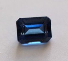 4,20 ct Très beau Saphir de Synthèse