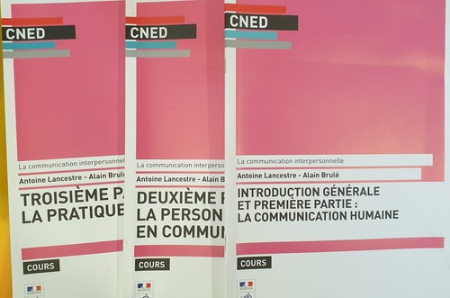 Cned la communication - cned,