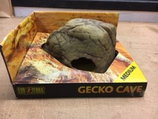 Vivarium FMR Gecko Grotte Amovible Couvercle Pour Nettoyage Petit 11 x 9 x 7 CM