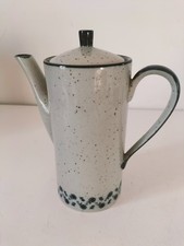 Cafetière vintage en grès moucheté – décor floral bleu marine