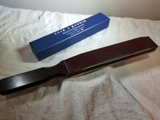 Cuir affuter les - à,