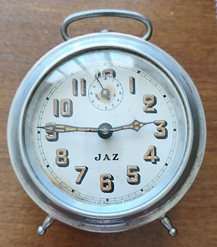 Ancien réveil jaz réviser - ancien, à