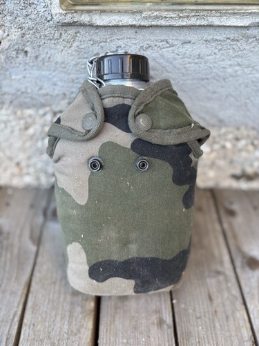 Ancienne gourde militaire - ancienne,