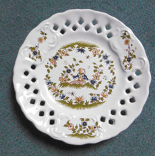 JOLIE ASSIETTE AJOUREE