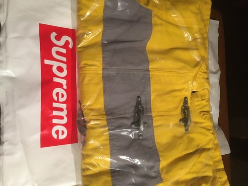 Nwt supreme hooded - nwt,