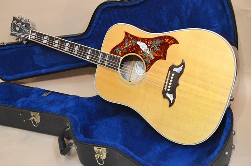 Gibson dove 2008 - dove,