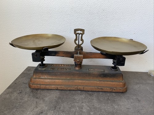 Ancienne balance comptoir - de,